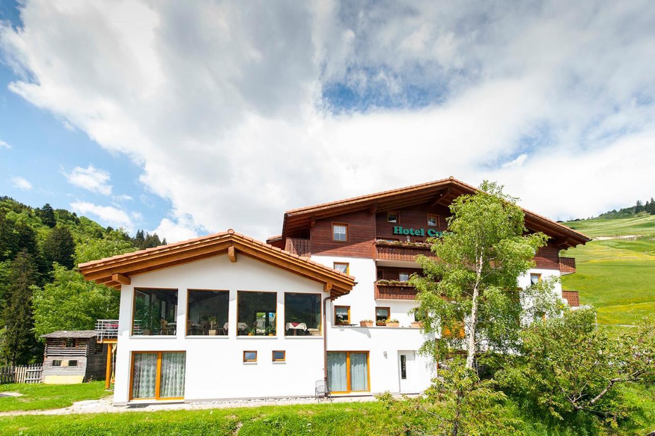 Hotel Cuntera Curaglia Exterior photo